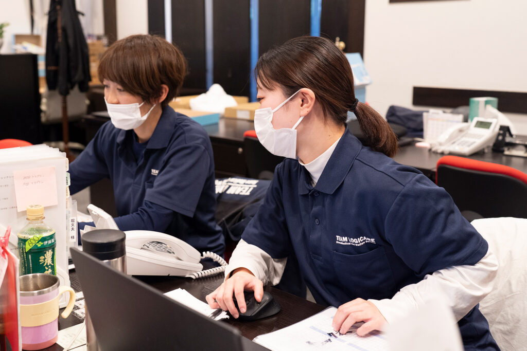 サ責としてデスクワーク